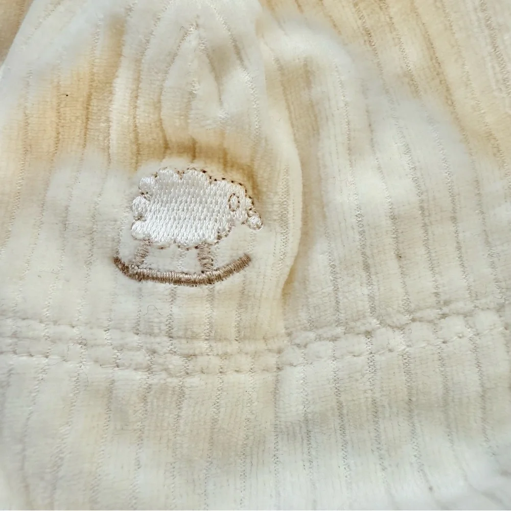 Burberry Baby Hat Girls Boys Unisex Nova Check Sheep White Plaid corduroy